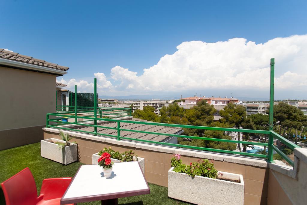 Apartamento Amposta Salou Ruang foto