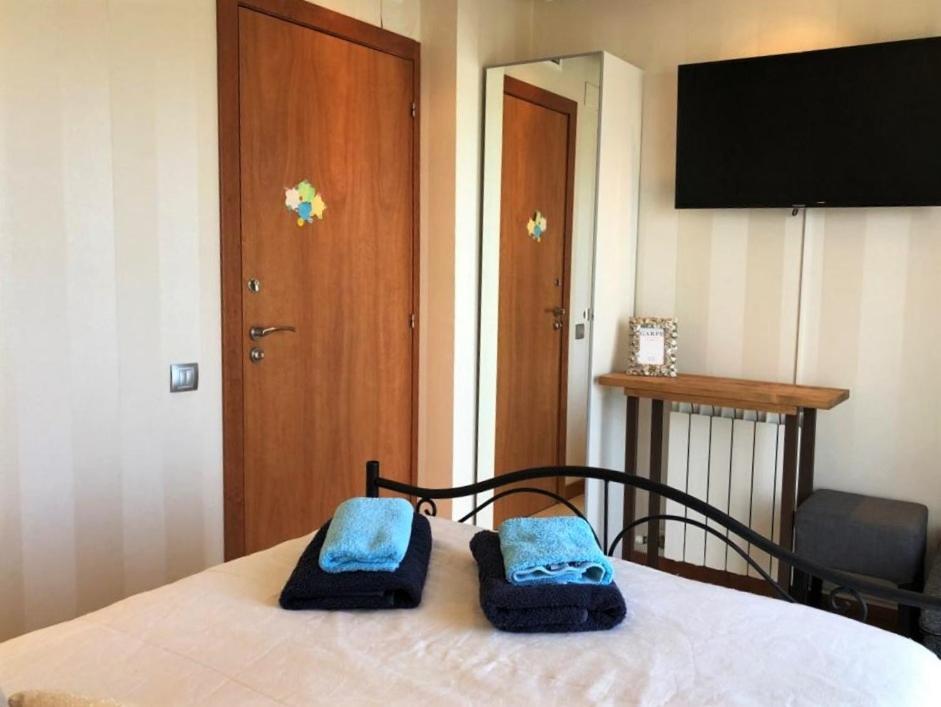 Apartamento Amposta Salou Bagian luar foto